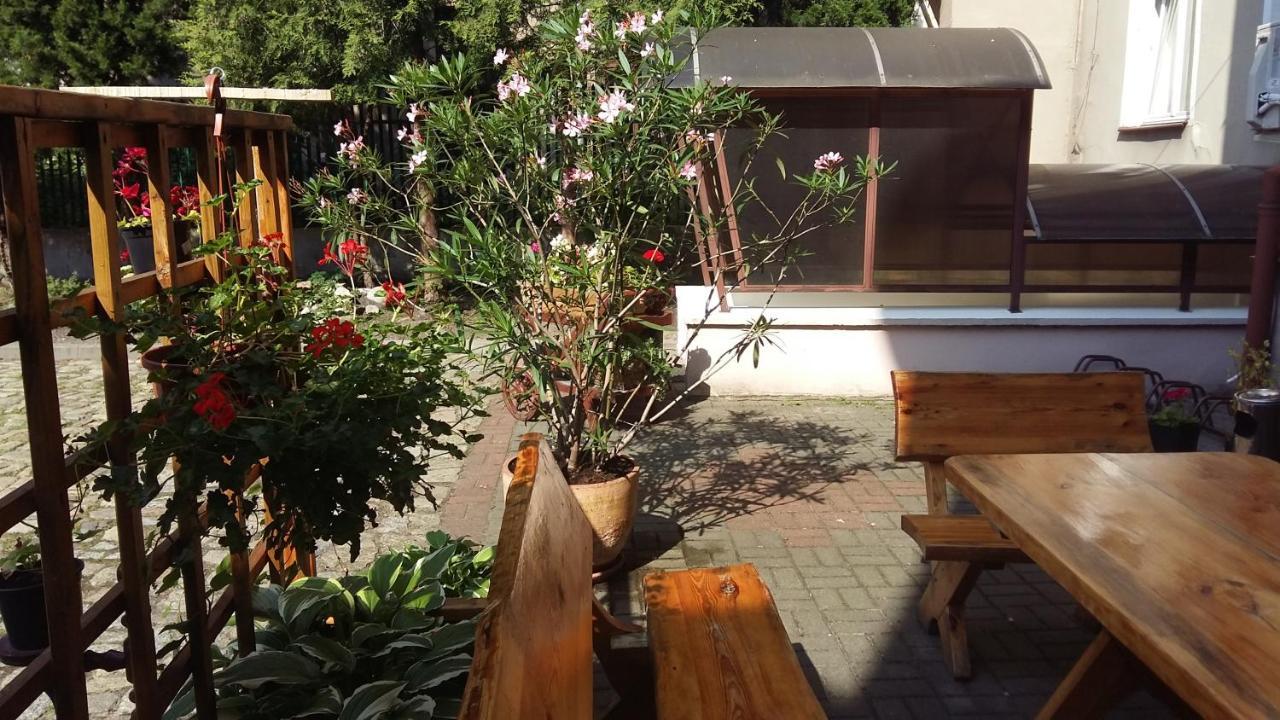 Hotelik W Centrum Thorn Exterior foto