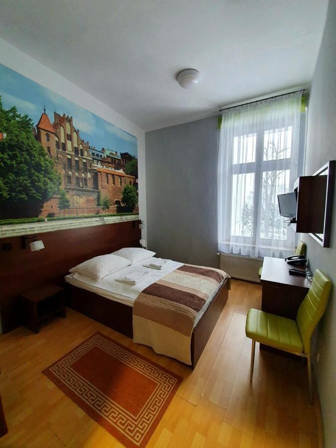 Hotelik W Centrum Thorn Exterior foto