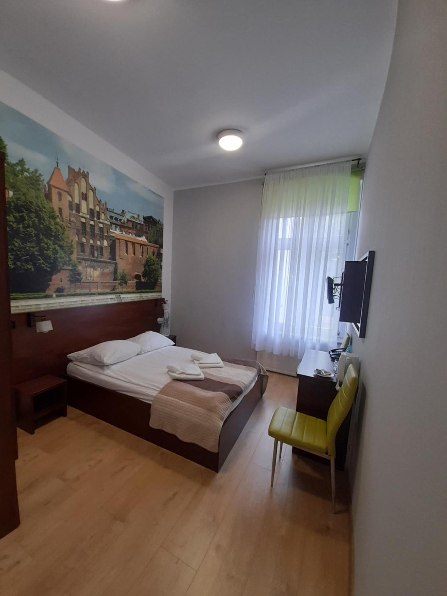 Hotelik W Centrum Thorn Exterior foto